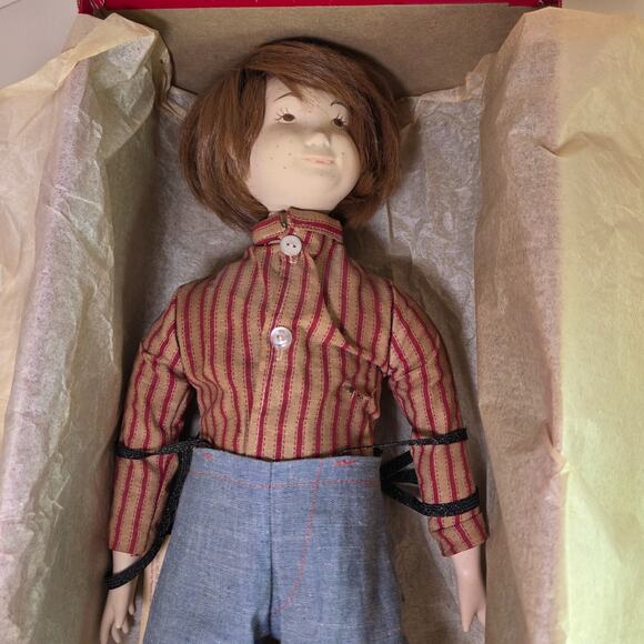 973 Kalico Kids “Toby the Newsboy” Porcelain Boy Doll 18" by Suzanne Gibson - Picture 2 of 10